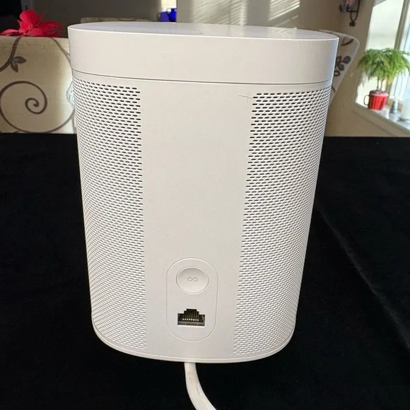 Sonos One, S2 WIFI Wireless Smart Speaker W/Alexa - Picture 4 of 8